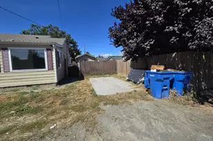 607 S 6th Ave, Kelso, WA 98626 - Photo 3