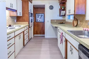 1566 Maywood Ave, Eugene, OR 97404 - Photo 23