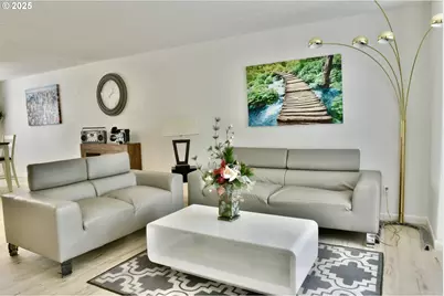 7200 SE Harnish St, Hillsboro, OR 97123 - Photo 3