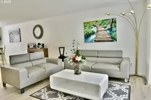 7200 SE Harnish St, Hillsboro, OR 97123 - Photo 3