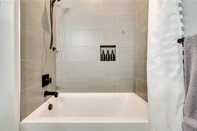 108 W 16th St, La Center, WA 98629 - Photo 25