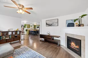 11825 SE Ankeny St, Portland, OR 97216 - Photo 9