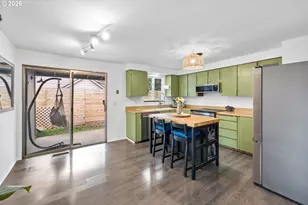 11825 SE Ankeny St, Portland, OR 97216 - Photo 11