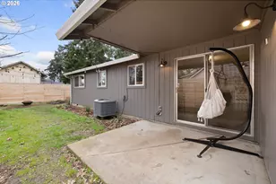 11825 SE Ankeny St, Portland, OR 97216 - Photo 29