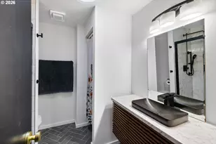 11825 SE Ankeny St, Portland, OR 97216 - Photo 25