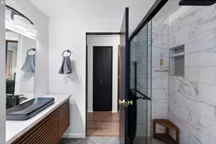 11825 SE Ankeny St, Portland, OR 97216 - Photo 25