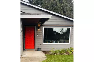 11825 SE Ankeny St, Portland, OR 97216 - Photo 5