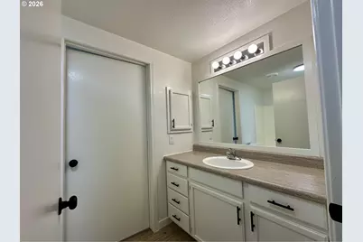 35 Thompson, Goldendale, WA 98620 - Photo 29