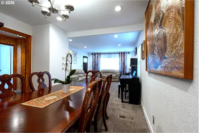 8912 SE Clay St, Portland, OR 97216 - Photo 15