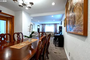 8912 SE Clay St, Portland, OR 97216 - Photo 15