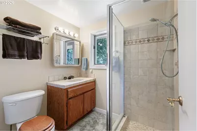 375 Acorn Dr, Roseburg, OR 97470 - Photo 33