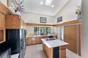 375 Acorn Dr, Roseburg, OR 97470 - Photo 21