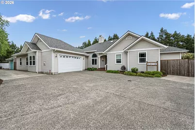 2218 Willow Loop, Florence, OR 97439 - Photo 15