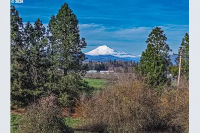 2739 Wyeast Rd, Hood River, OR 97031 - Photo 3