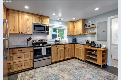 23797 E Lolo Pass Rd, Rhododendron, OR 97049 - Photo 9