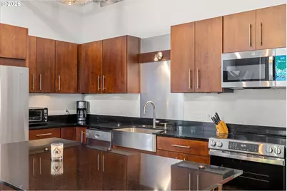 416 NW 13th Ave #115, Portland, OR 97209 - Photo 13