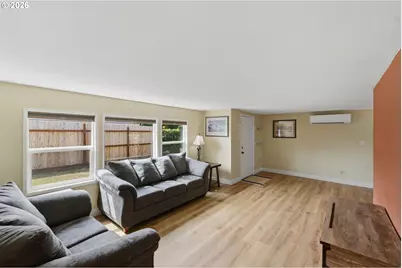 1707 Grant St, North Bend, OR 97459 - Photo 11