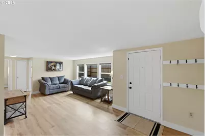 1707 Grant St, North Bend, OR 97459 - Photo 7