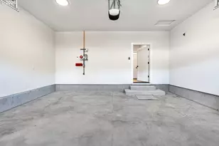 996 E Rork Ct, Newberg, OR 97132 - Photo 41