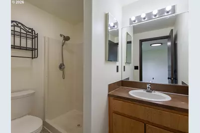 304 E Wilson St, Yacolt, WA 98675 - Photo 13