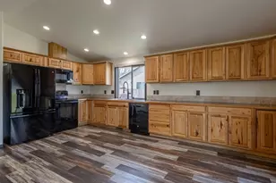 304 E Wilson St, Yacolt, WA 98675 - Photo 7