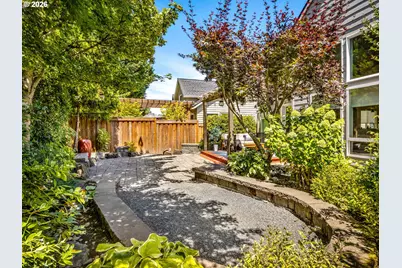 8595 SW 165th Ave, Beaverton, OR 97007 - Photo 45