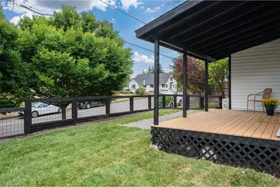 7028 N Saint Louis Ave, Portland, OR 97203 - Photo 33