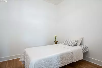 7028 N Saint Louis Ave, Portland, OR 97203 - Photo 27