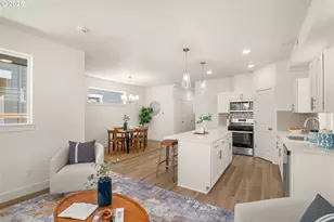 18989 SW Hazelwood Ln, Beaverton, OR 97078 - Photo 3