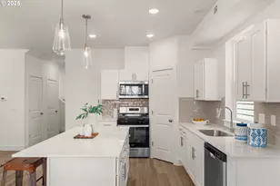 18989 SW Hazelwood Ln, Beaverton, OR 97078 - Photo 15