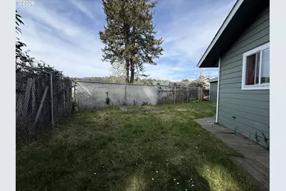 515 Pacific Ave, Brookings, OR 97415 - Photo 39