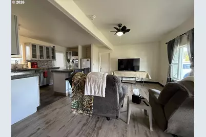 515 Pacific Ave, Brookings, OR 97415 - Photo 7