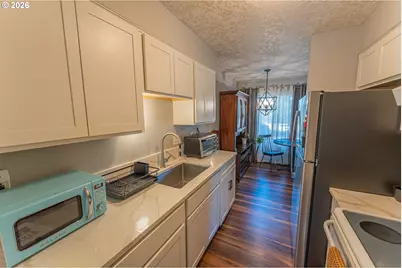 3383 NE 162nd Ave, Portland, OR 97230 - Photo 5