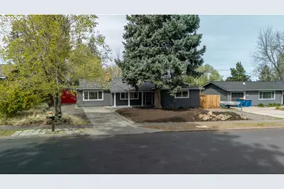 1382 NE Drost Dr, Bend, OR 97701 - Photo 33