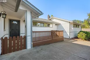 421 S 70th Pl, Springfield, OR 97478 - Photo 3