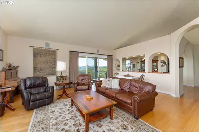 462 Lillian Ln, Roseburg, OR 97471 - Photo 21