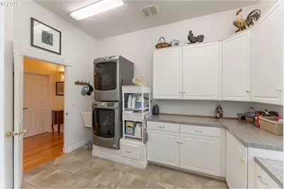 462 Lillian Ln, Roseburg, OR 97471 - Photo 39