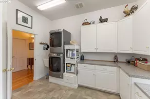 462 Lillian Ln, Roseburg, OR 97471 - Photo 39