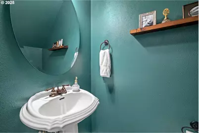 1721 Dollar St, West Linn, OR 97068 - Photo 15