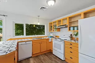 665 SE Indian Trl Ave, Depoe Bay, OR 97341 - Photo 11