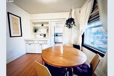 2109 NW Irving St #101, Portland, OR 97210 - Photo 5