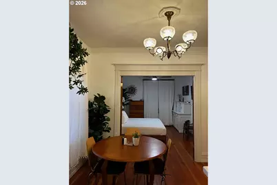 2109 NW Irving St #101, Portland, OR 97210 - Photo 7