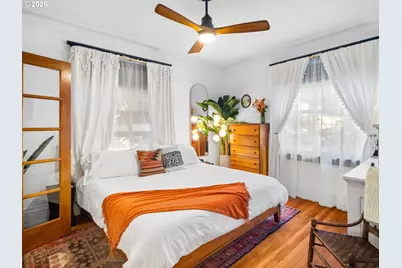 2109 NW Irving St #101, Portland, OR 97210 - Photo 13