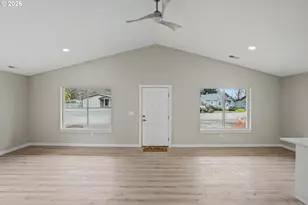 7425 5th St SE, Turner, OR 97392 - Photo 11