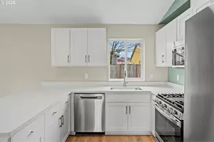 7425 5th St SE, Turner, OR 97392 - Photo 9