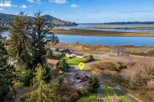 107 Hemlock St, Wheeler, OR 97147 - Photo 3