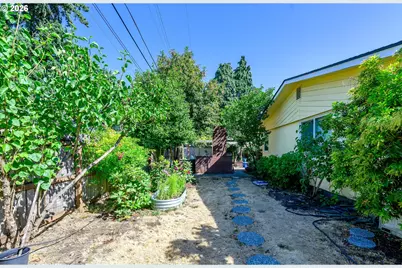 783 Howard Ave, Eugene, OR 97404 - Photo 37