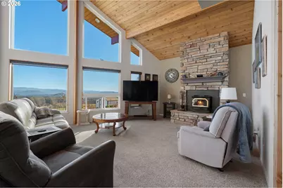 997 Burnt Ridge Rd, Onalaska, WA 98570 - Photo 5