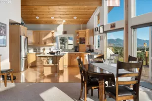 997 Burnt Ridge Rd, Onalaska, WA 98570 - Photo 11