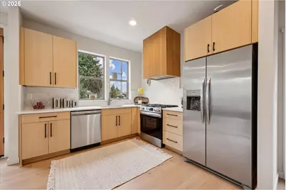 4834 NE 9th Ave #4838, Portland, OR 97211 - Photo 9